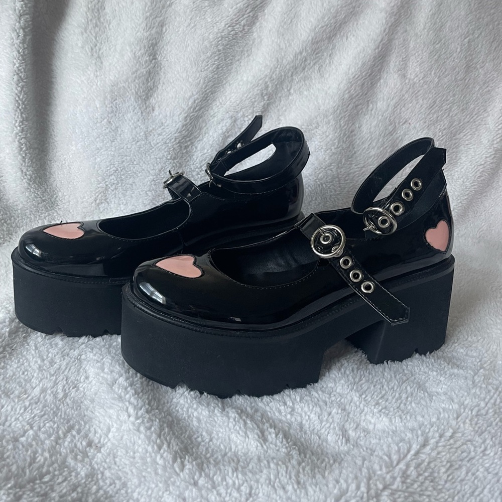 Lovely Heart 3 Inch Platform Mary Janes | Lolita Modakawa Shoes